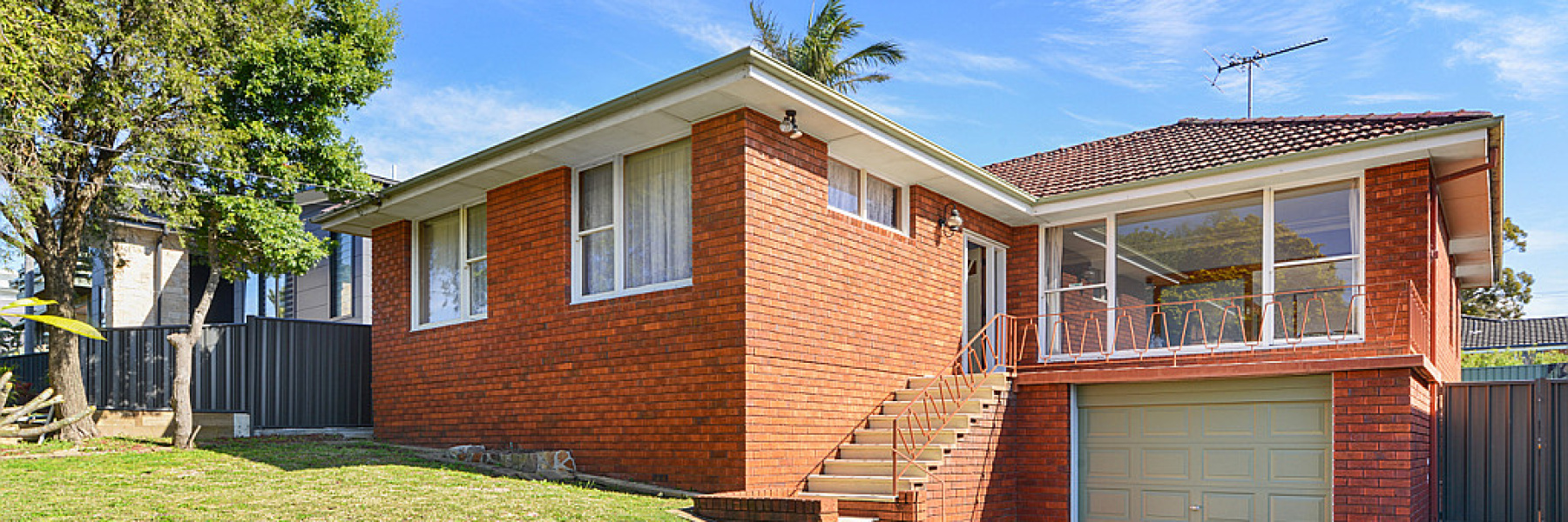 9 Bolaro Ave, GYMEA, NSW 2227 AUS