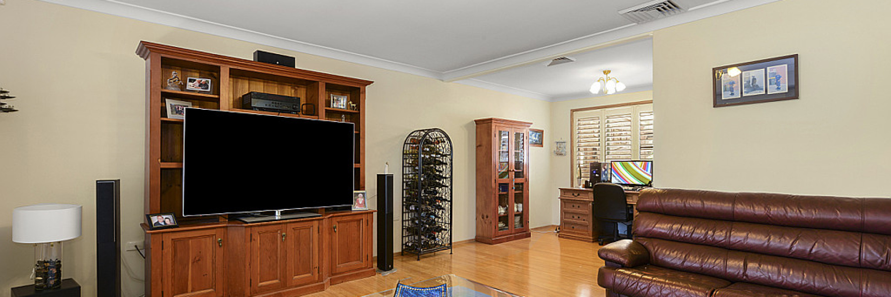 26 Macquarie Street, GYMEA, NSW 2227 AUS