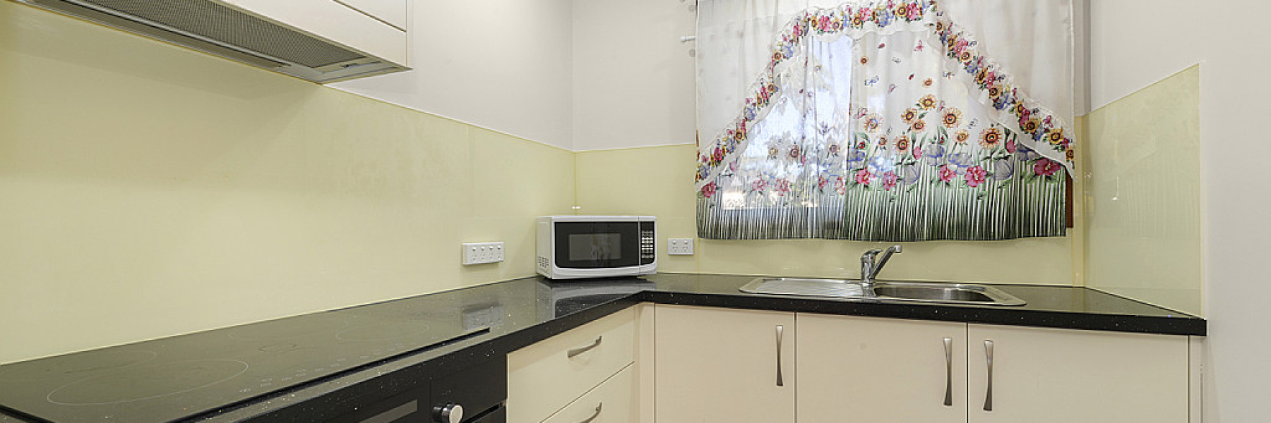 26 Macquarie Street, GYMEA, NSW 2227 AUS