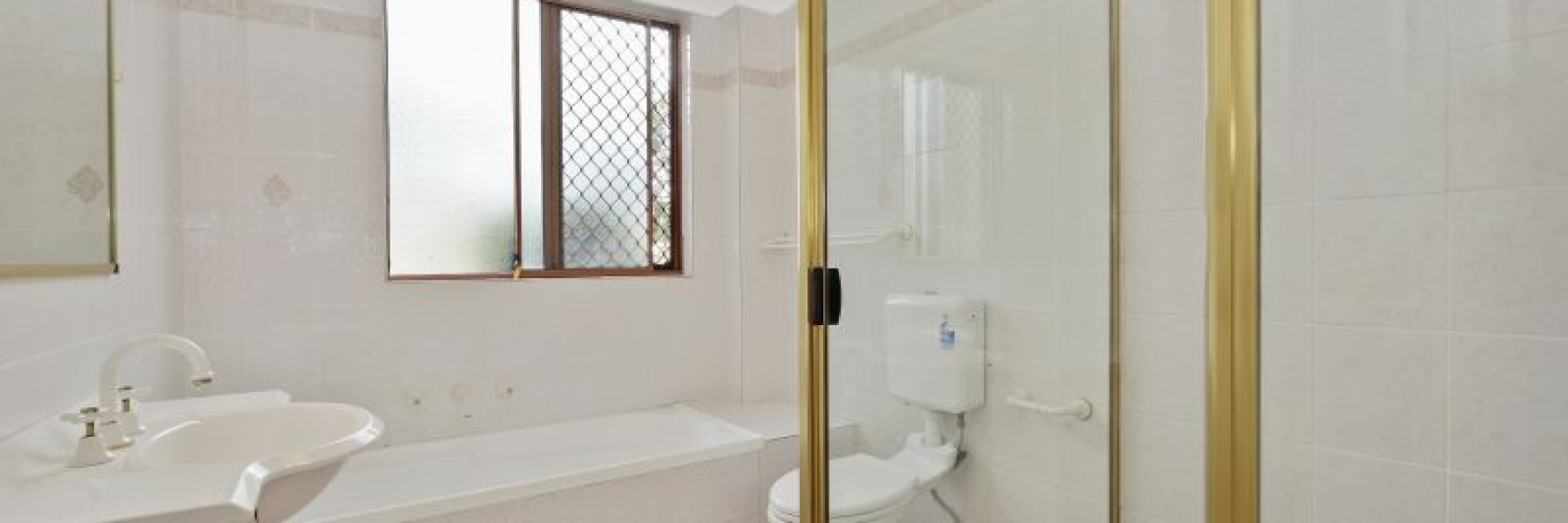 2/351-353 President Avenue, GYMEA, NSW 2227 Australia