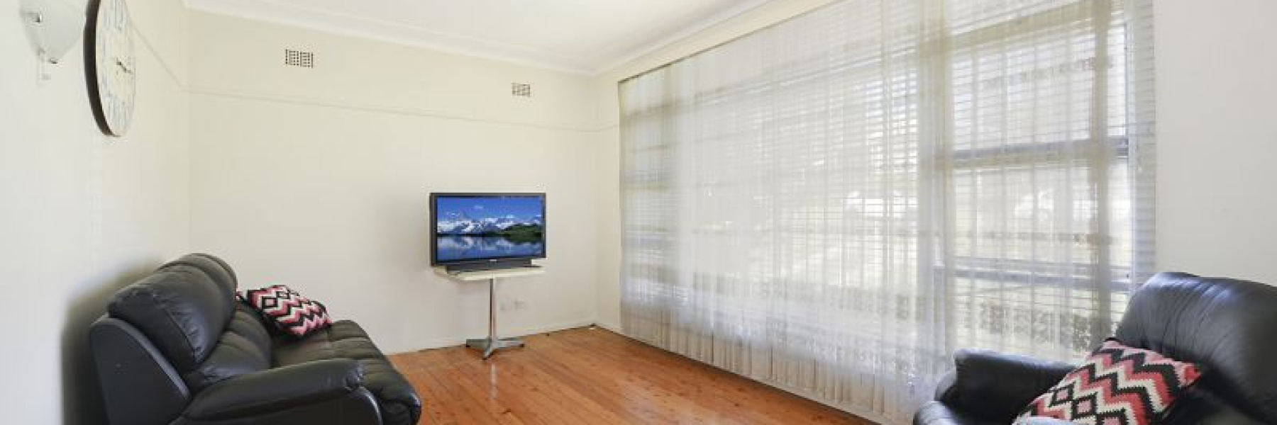 11 Gillham Avenue, CARINGBAH SOUTH, NSW 2229 Australia