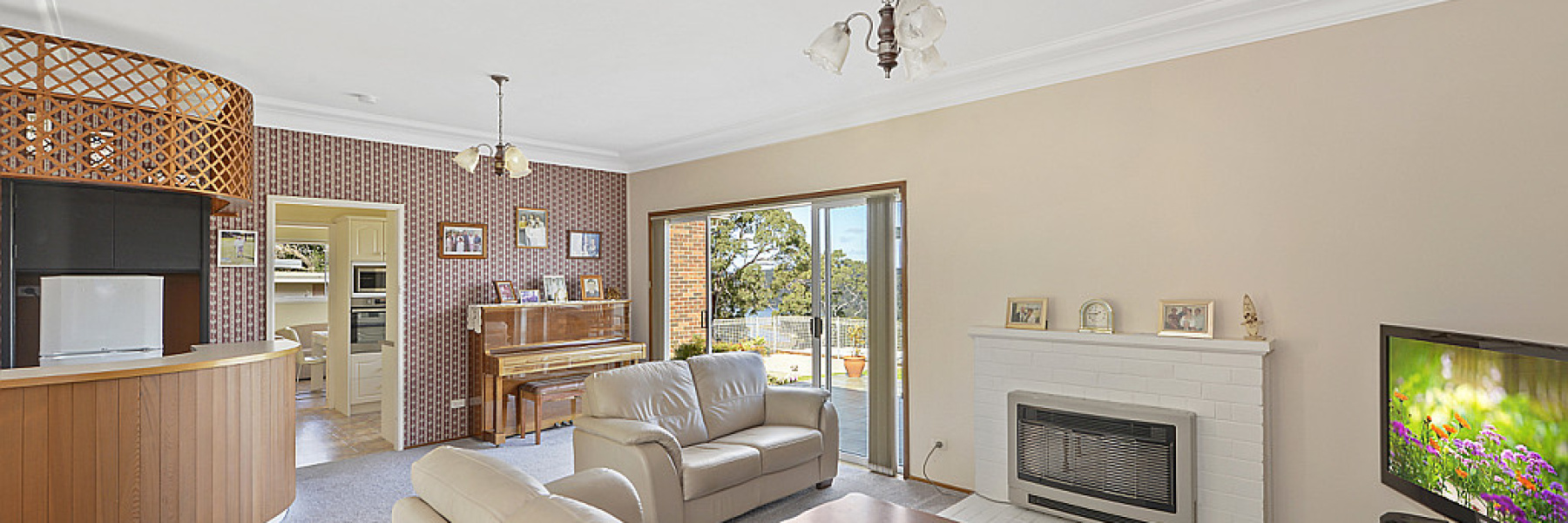 12 Warren Avenue, GRAYS POINT, NSW 2232 AUS