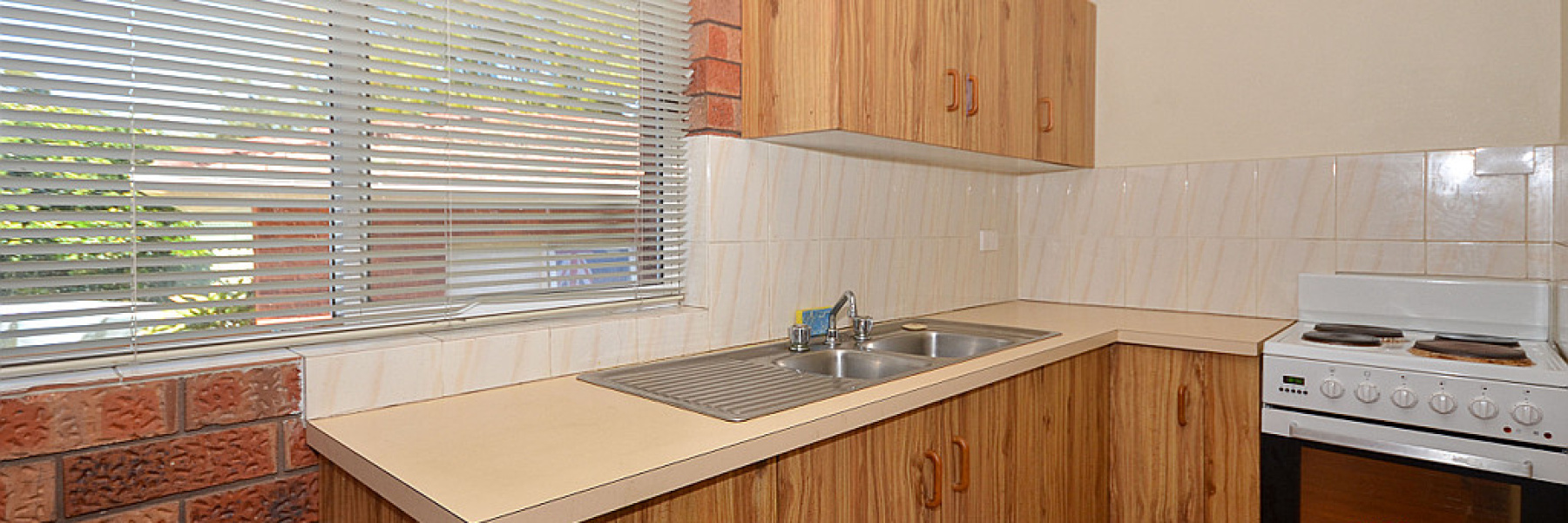 3 Flat Balgang Avenue, KIRRAWEE, NSW 2232 AUS