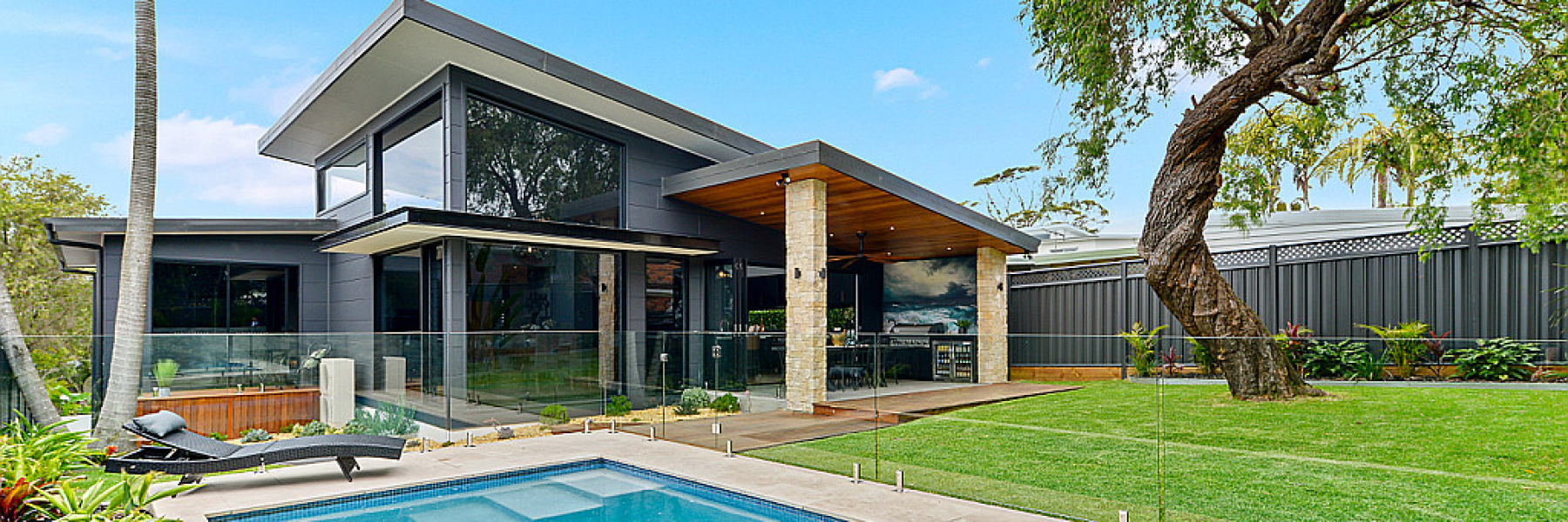11 Bolaro Avenue, GYMEA, NSW 2227 AUS