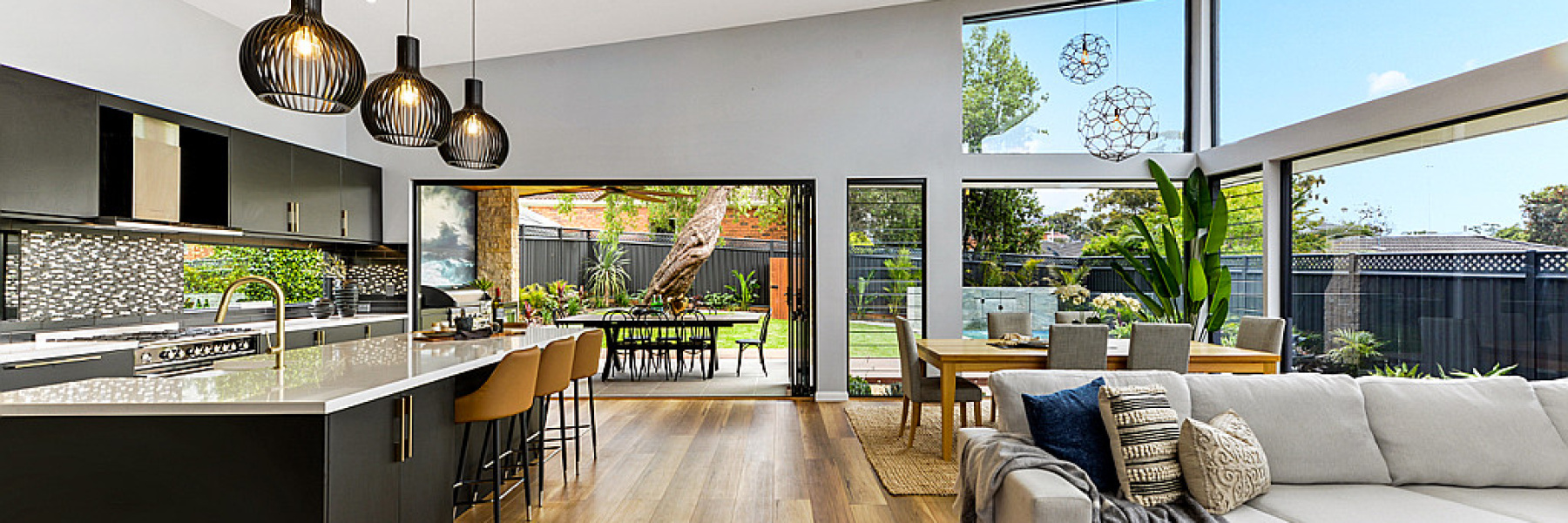 11 Bolaro Avenue, GYMEA, NSW 2227 AUS