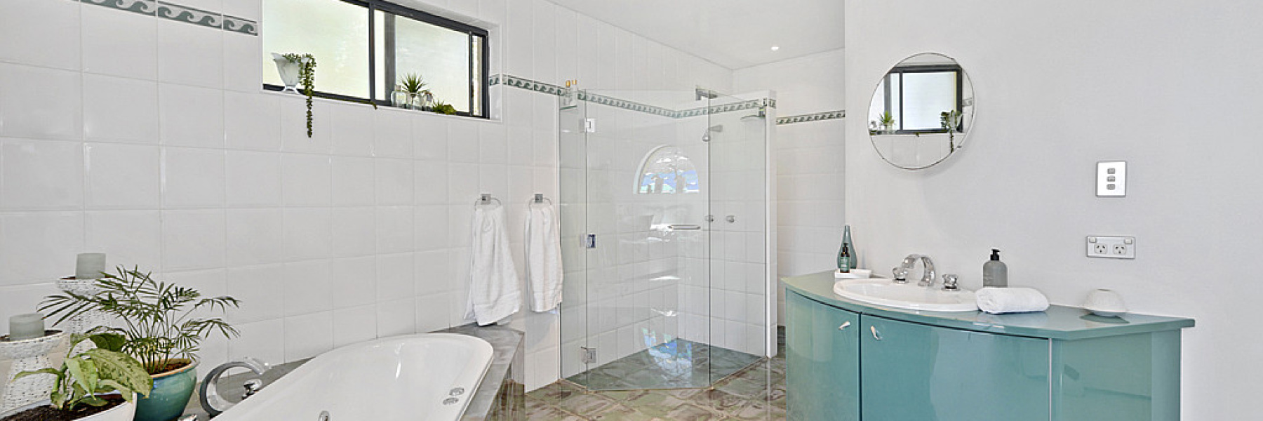 64 Alkaringa Road, GYMEA BAY, NSW 2227 AUS