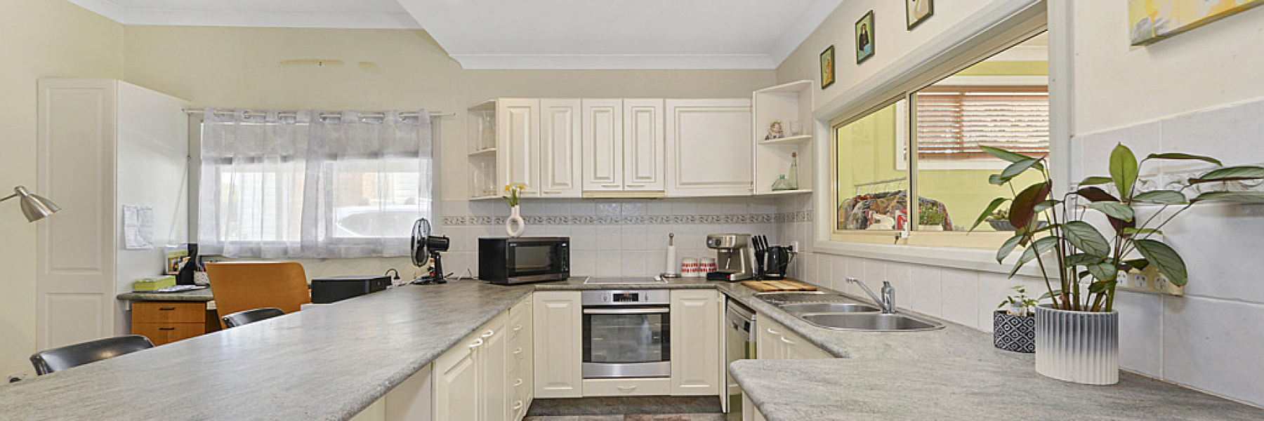 27 Clements Parade, KIRRAWEE, NSW 2232 AUS