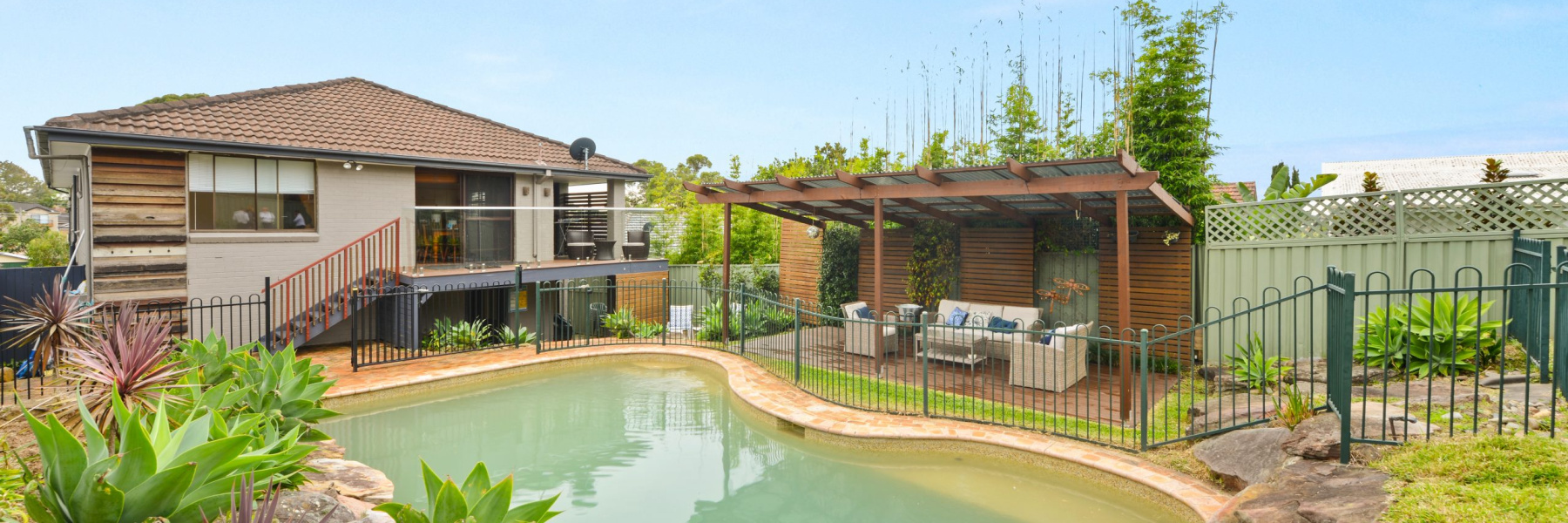 2 Arcadia Avenue, GYMEA BAY, NSW 2227 AUS