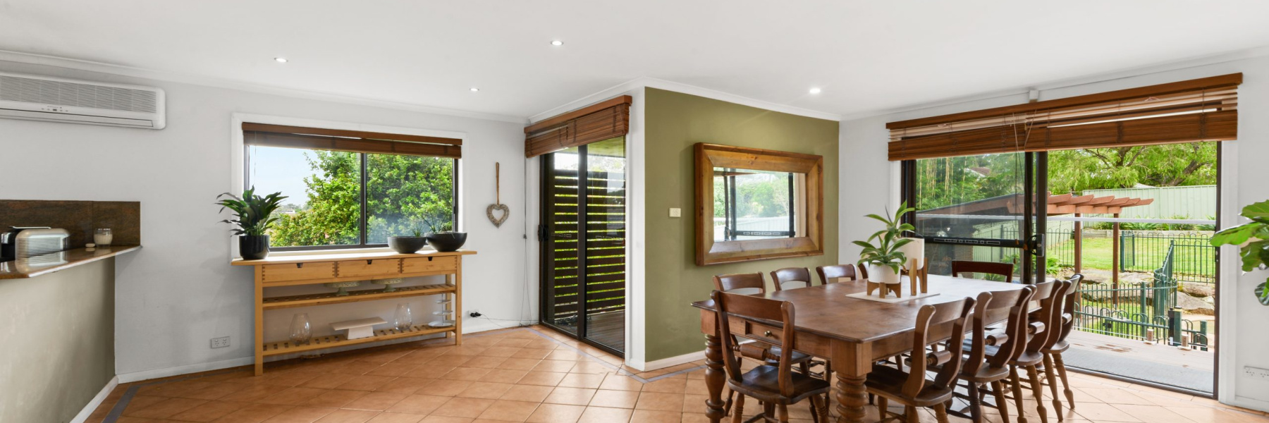 2 Arcadia Avenue, GYMEA BAY, NSW 2227 AUS