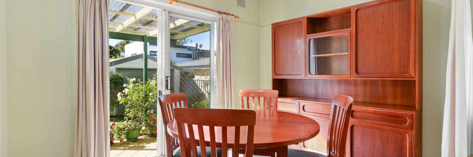 11 Jowyn Place, GYMEA, NSW 2227 AUS