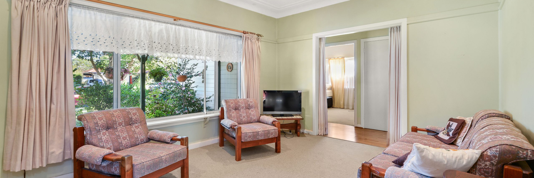 11 Jowyn Place, GYMEA, NSW 2227 AUS