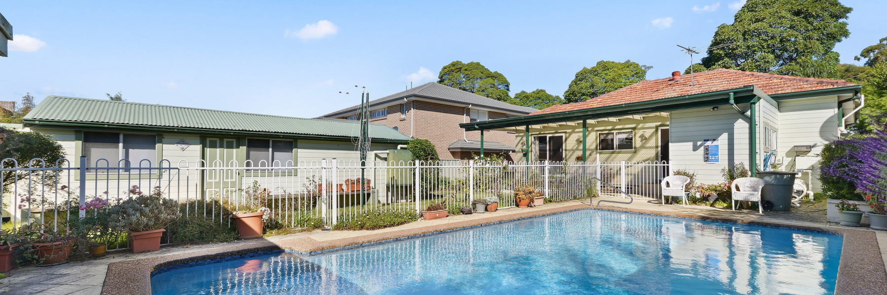 11 Jowyn Place, GYMEA, NSW 2227 AUS