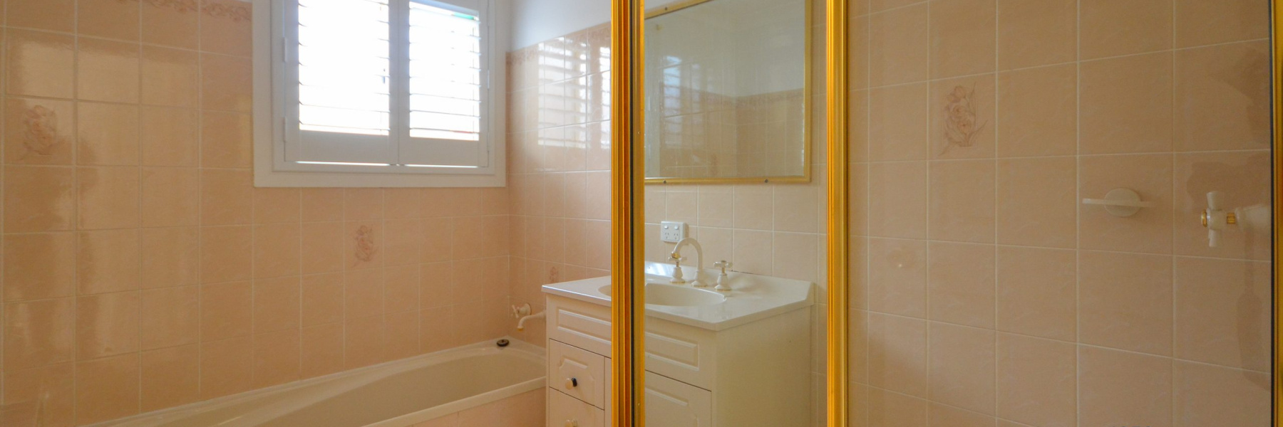 1/7 Bonnie View Street, GYMEA, NSW 2227 AUS