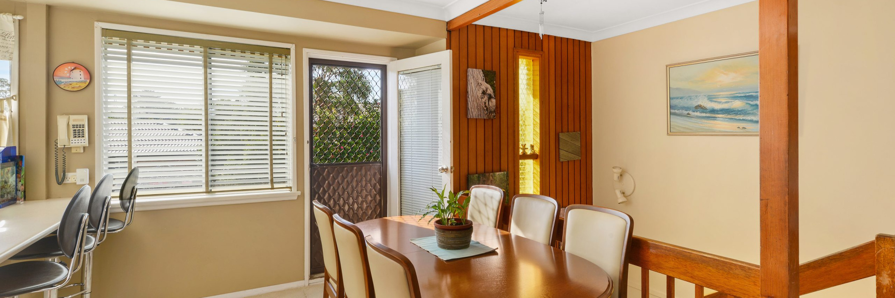 327 The Boulevarde, GYMEA, NSW 2227 AUS