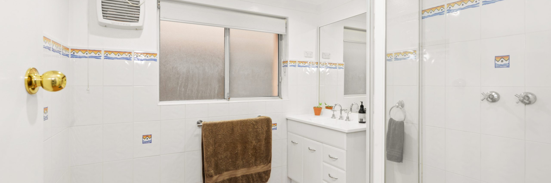 17 Bathurst Street, GYMEA, NSW 2227 AUS