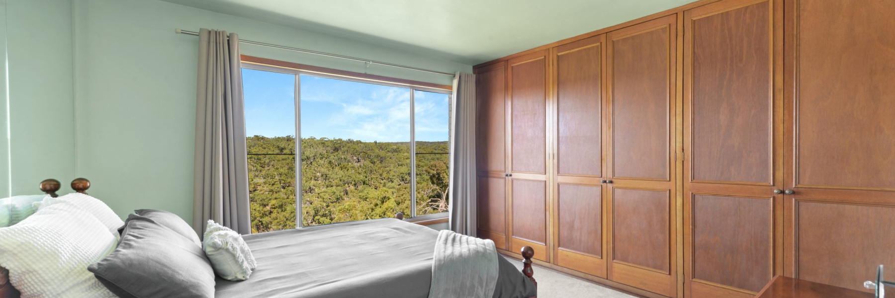64 Moyran Parade, GRAYS POINT, NSW 2232 AUS