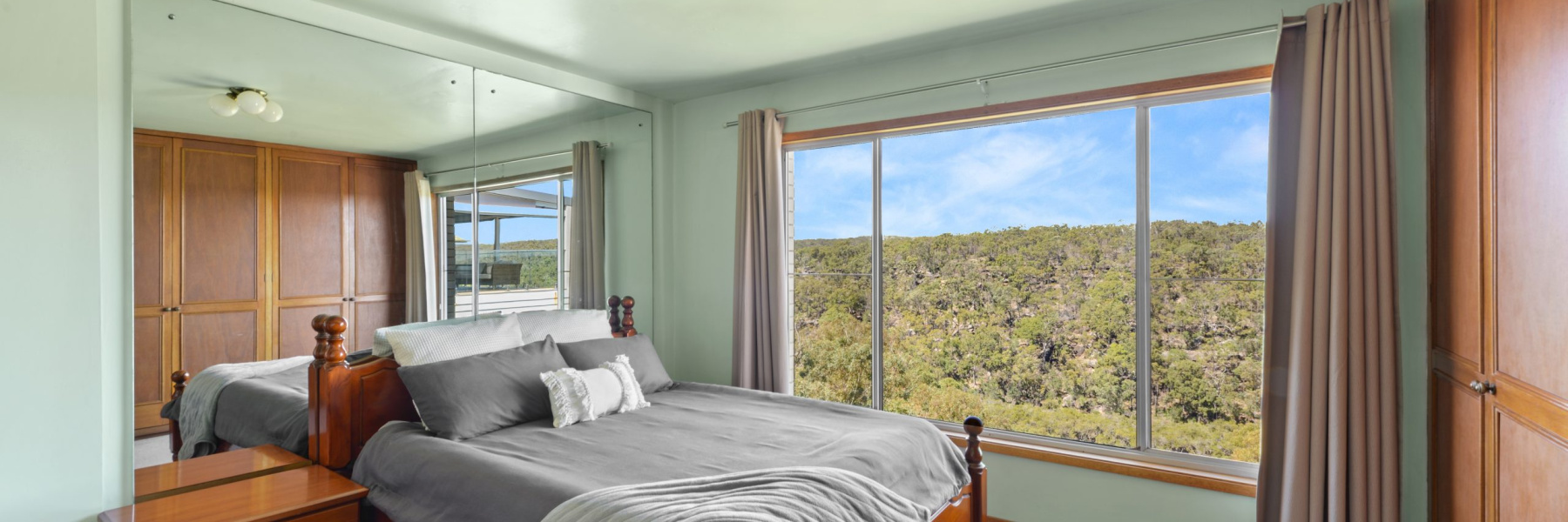 64 Moyran Parade, GRAYS POINT, NSW 2232 AUS