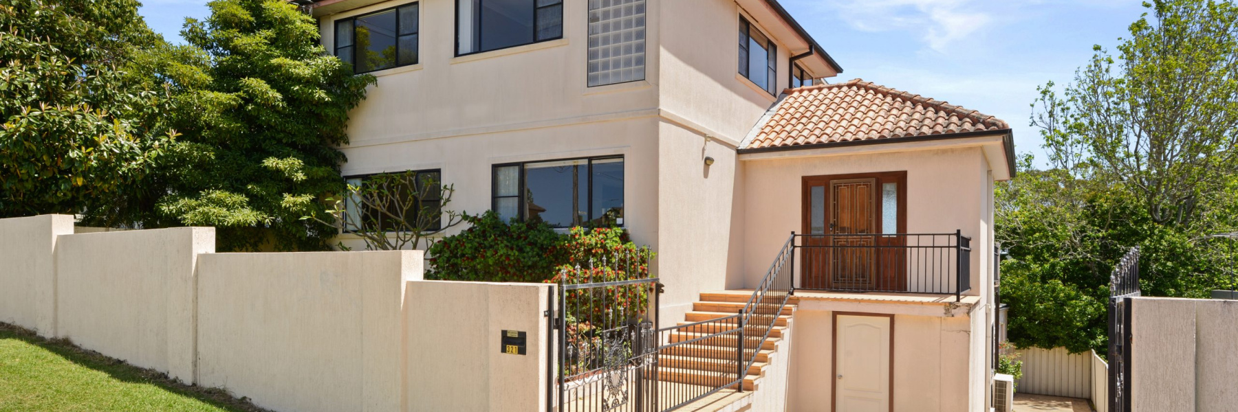 321 Willarong Road, CARINGBAH SOUTH, NSW 2229 AUS