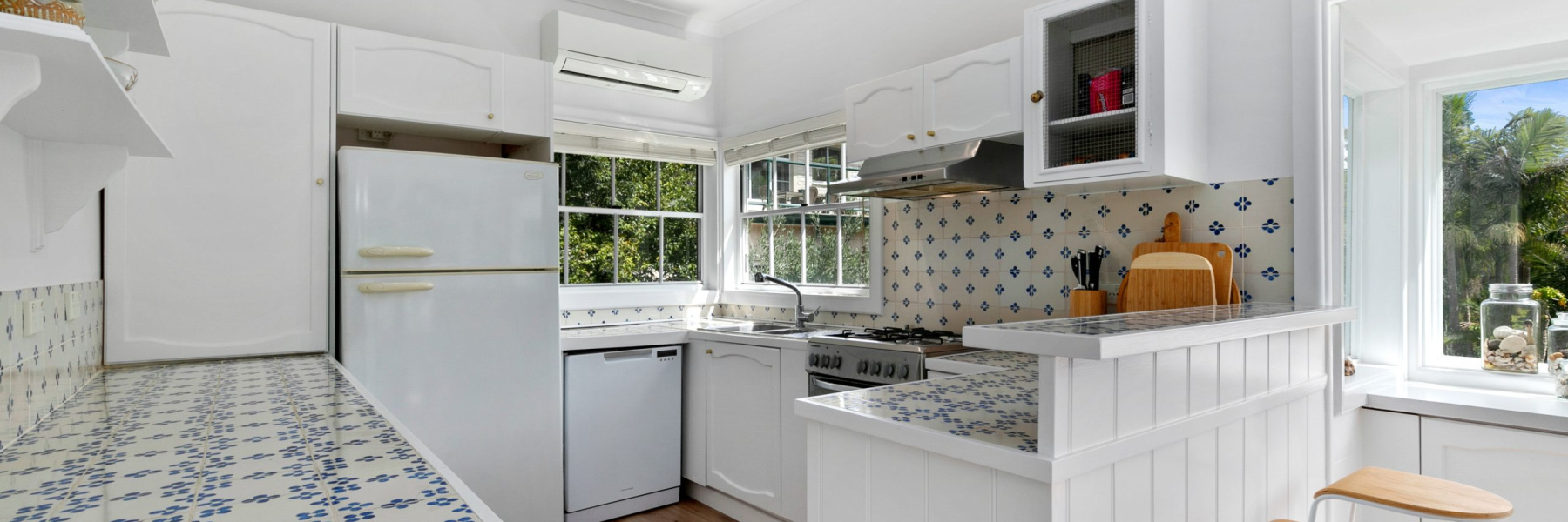 218 North West Arm Road, GRAYS POINT, NSW 2232 AUS