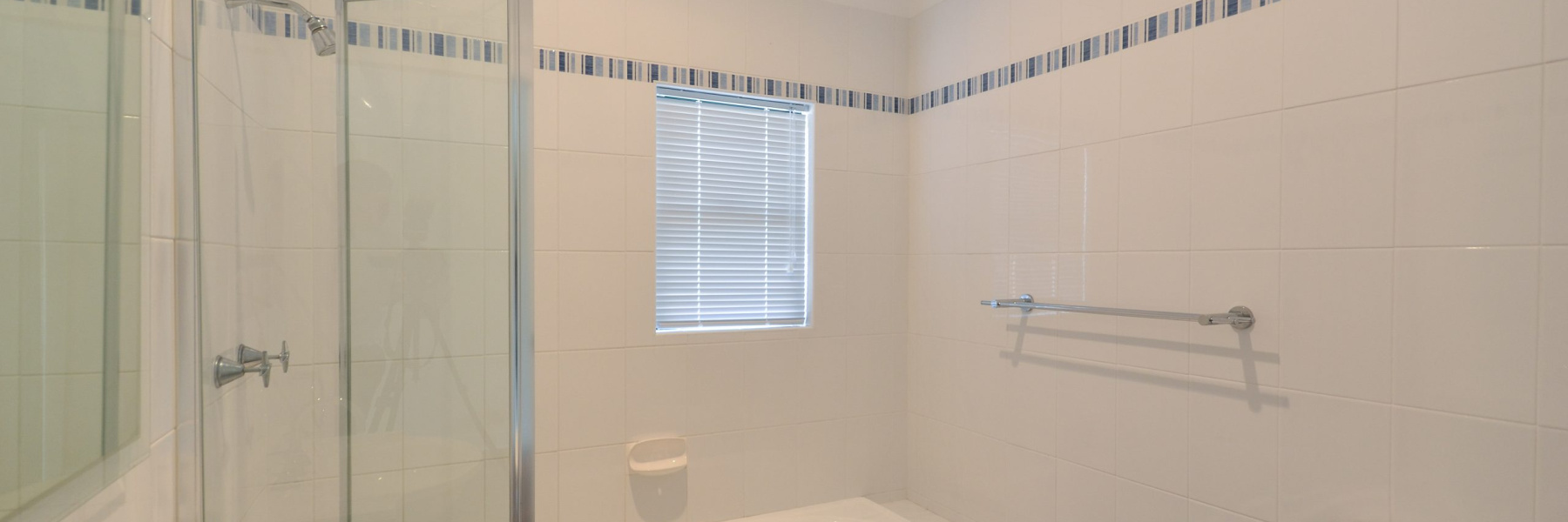 16 Dwyer Street, GYMEA, NSW 2227 AUS