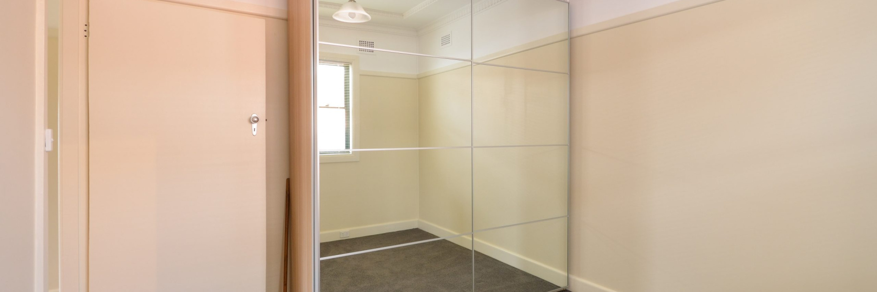 16 Dwyer Street, GYMEA, NSW 2227 AUS