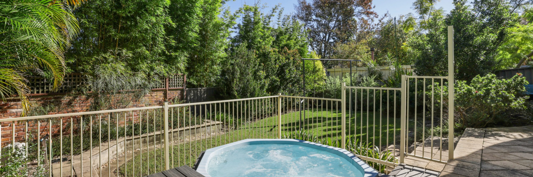 29 Kiwong Street, YOWIE BAY, NSW 2228 AUS