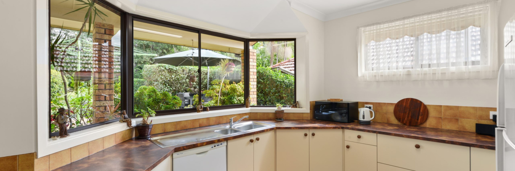 17 George Street, YOWIE BAY, NSW 2228 AUS