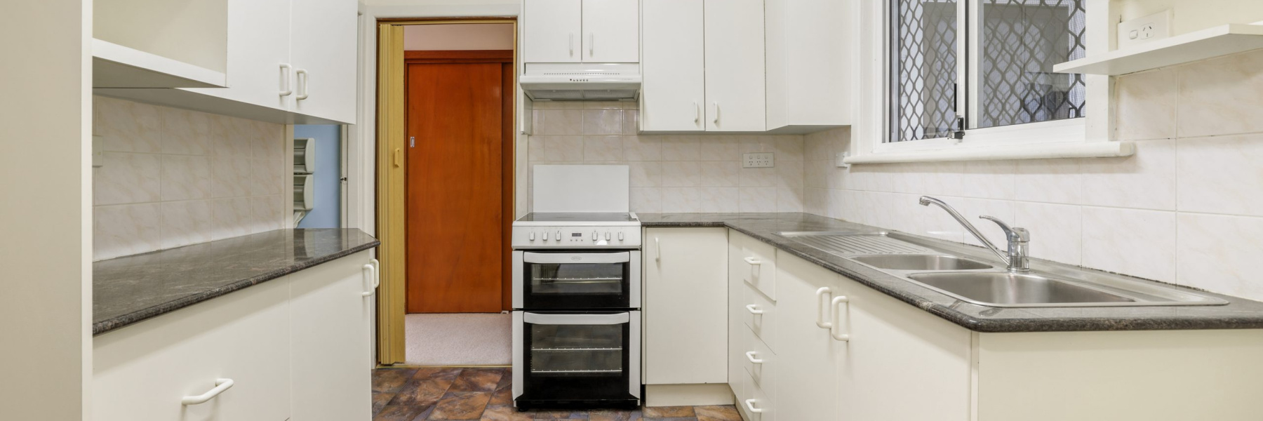 25 Moyran Parade, GRAYS POINT, NSW 2232 AUS