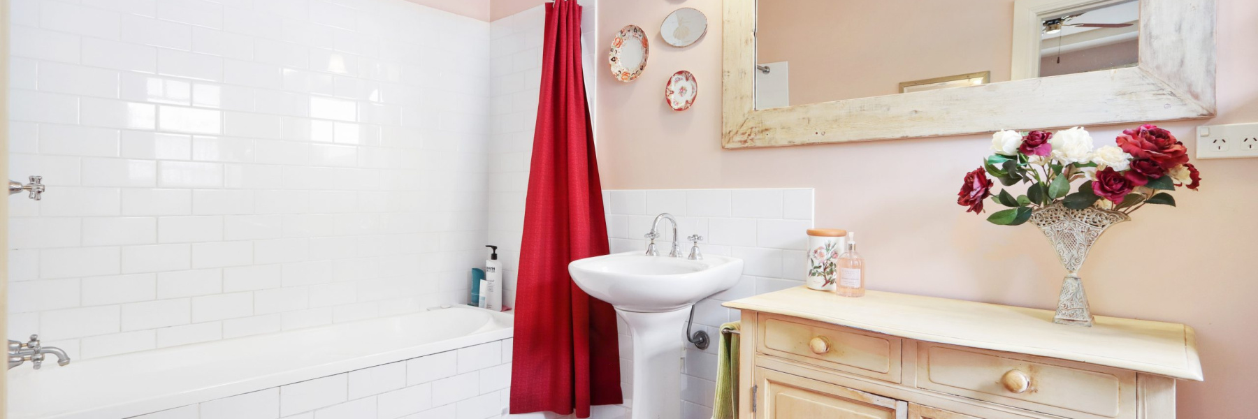 13 Vernon Avenue, GYMEA BAY, NSW 2227 AUS