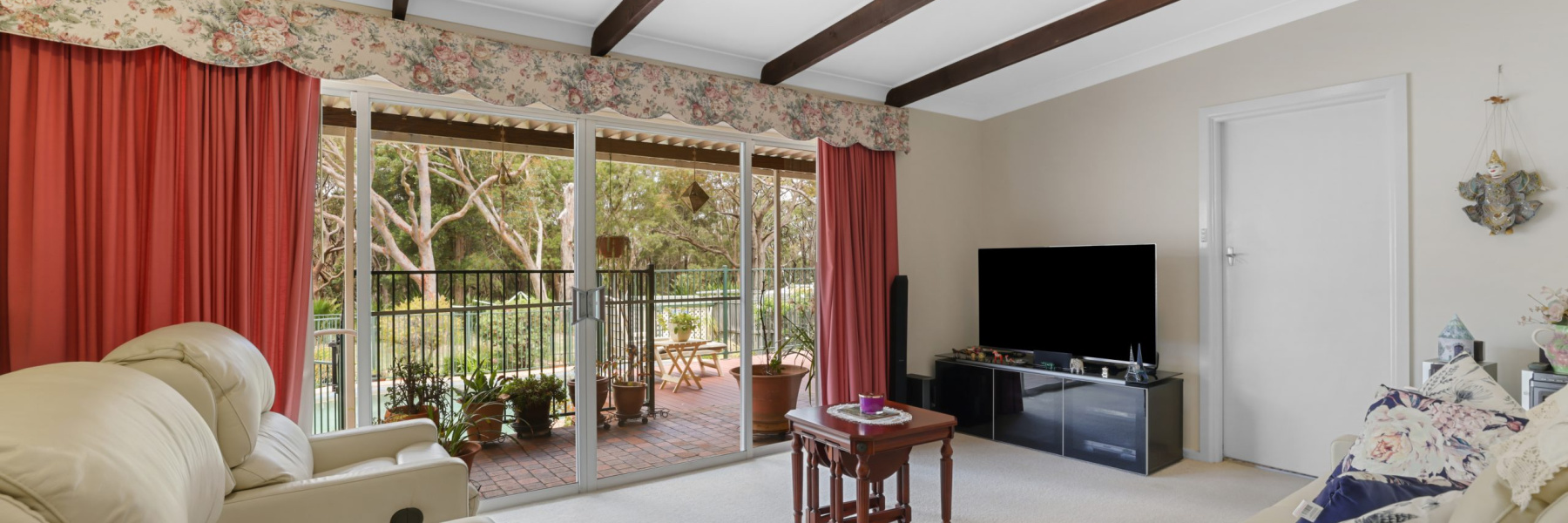 16 Woodford Cres, HEATHCOTE, NSW 2233 AUS