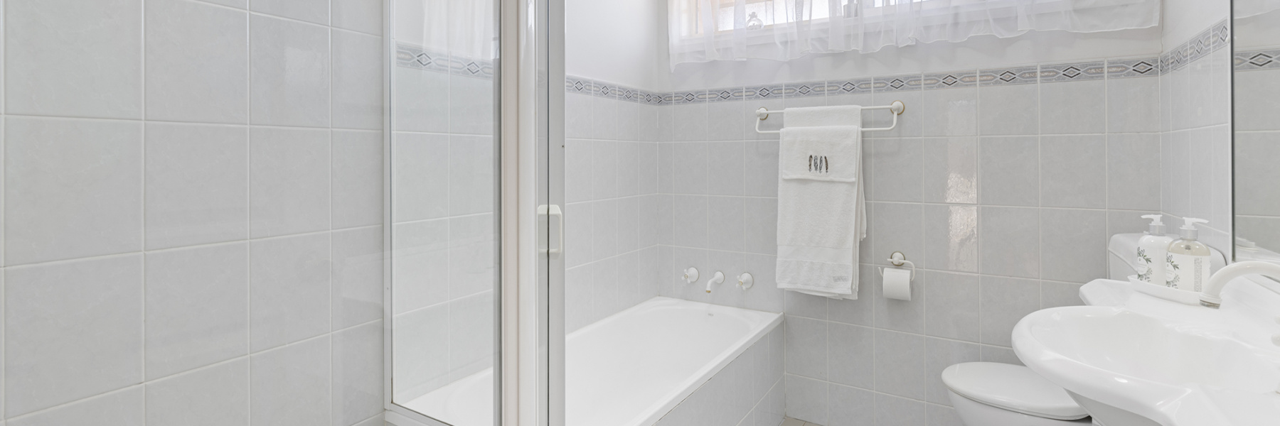 6/2-4 Third Avenue, GYMEA BAY, NSW 2227 AUS