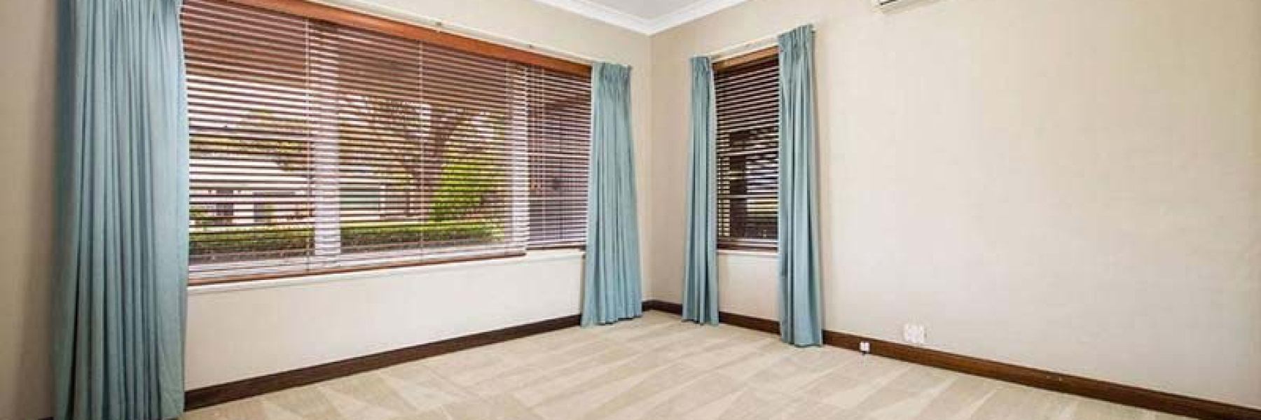 10 Warrah Road, YOWIE BAY, NSW 2228 AUS
