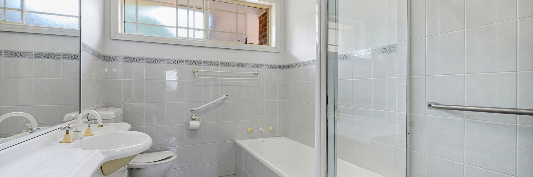 1/2-4 Third Avenue, GYMEA BAY, NSW 2227 AUS