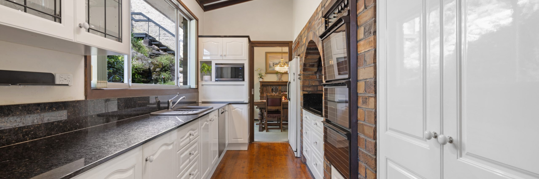 11 Tamba Place, PORT HACKING, NSW 2229 AUS