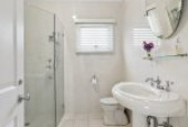 5 Darryl Place, GYMEA BAY, NSW 2227 AUS