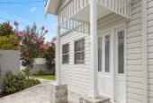 5 Darryl Place, GYMEA BAY, NSW 2227 AUS