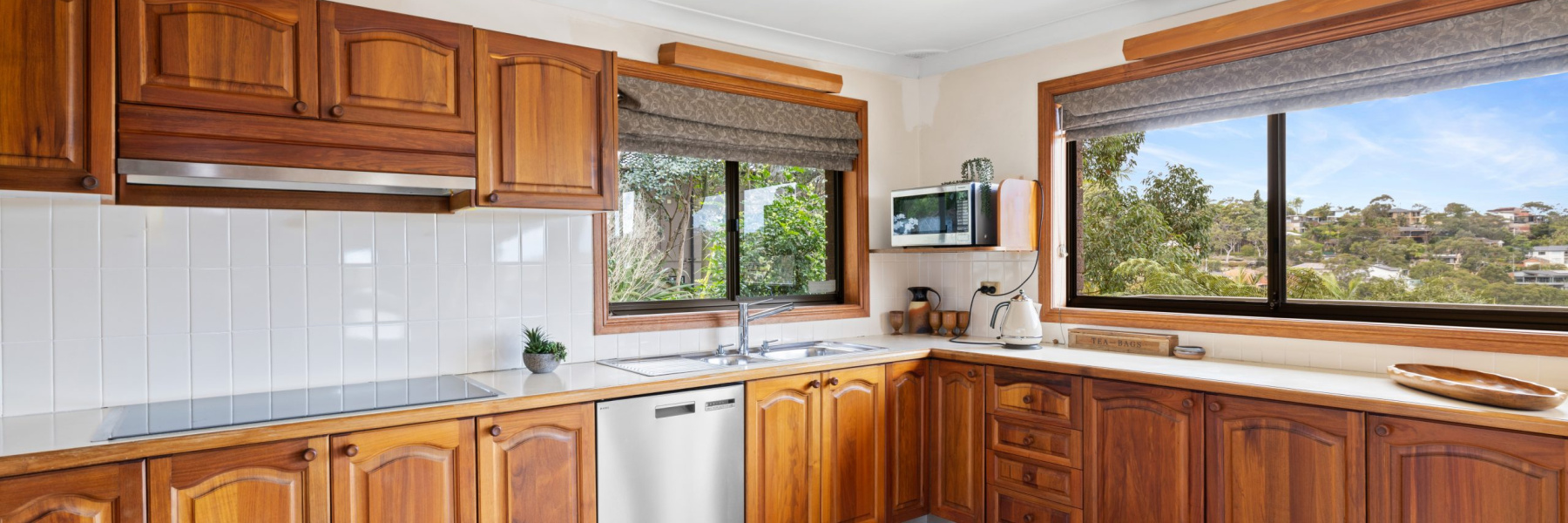GYMEA BAY, NSW 2227 AUS