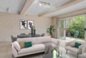 11 Narooma Place, GYMEA BAY, NSW 2227 AUS