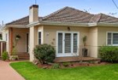 26 Pines Parade, GYMEA, NSW 2227 AUS