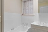 17 Silverwater Crescent, MIRANDA, NSW 2228 AUS