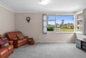 17 Silverwater Crescent, MIRANDA, NSW 2228 AUS