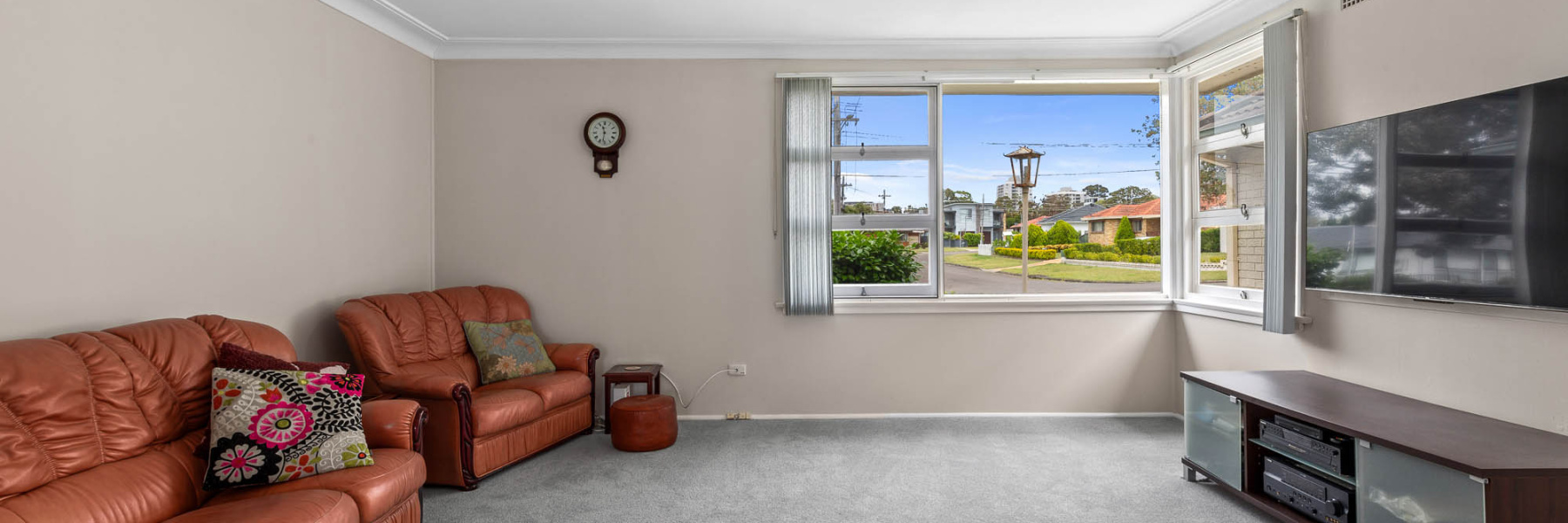 17 Silverwater Crescent, MIRANDA, NSW 2228 AUS