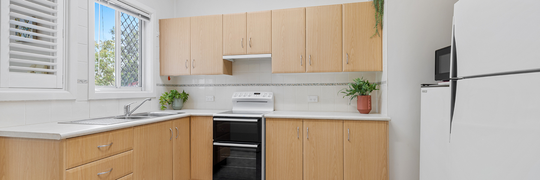12 Achilles Road, ENGADINE, NSW 2233 AUS