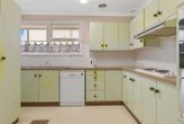 13 Coonong Road, GYMEA BAY, NSW 2227 AUS