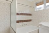 13 Coonong Road, GYMEA BAY, NSW 2227 AUS