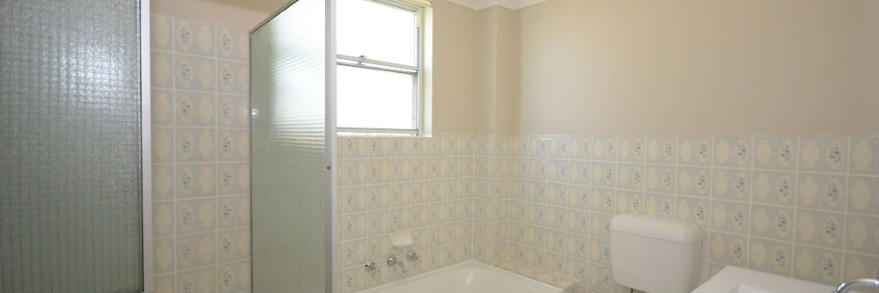 1/67 Flora Street, KIRRAWEE, NSW 2232 AUS