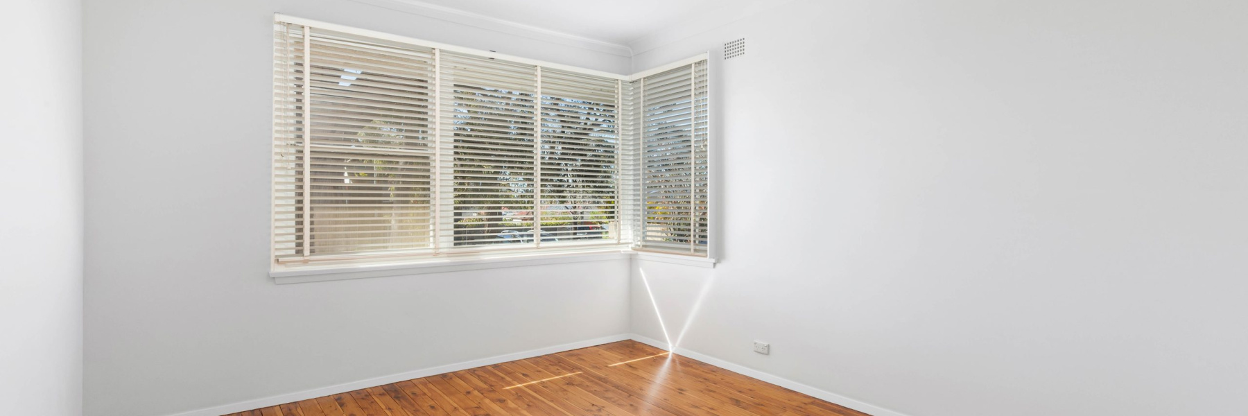 13 Coonong Road, GYMEA BAY, NSW 2227 AUS