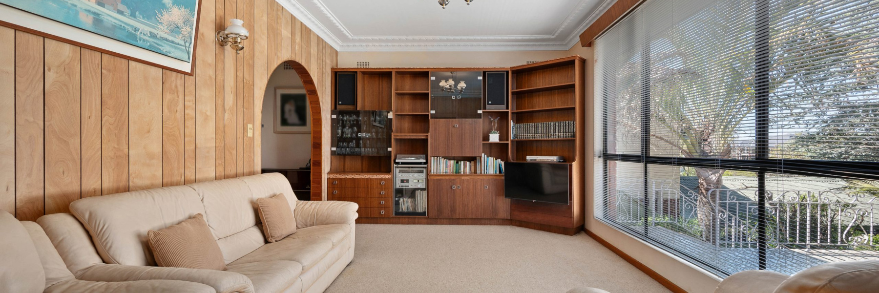 35 Bolaro Avenue, GYMEA, NSW 2227 AUS