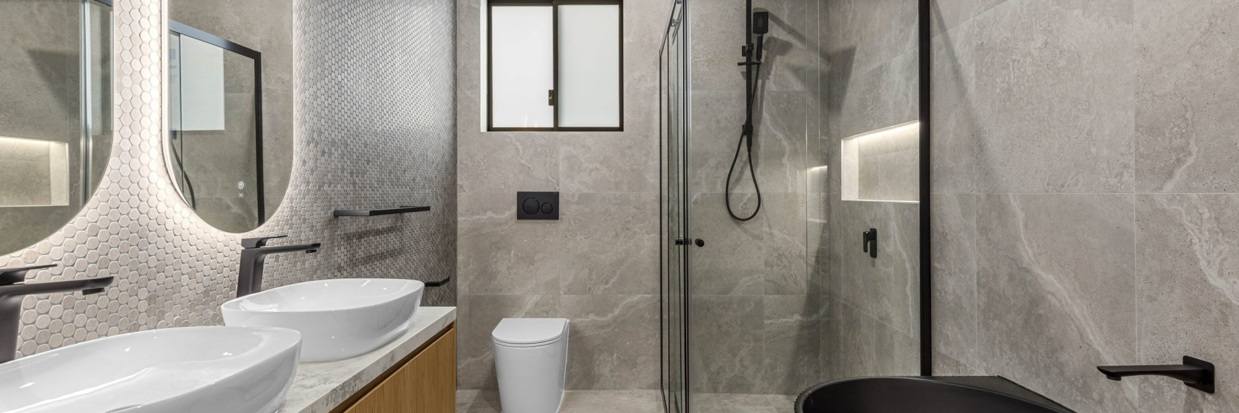 10A Pines Parade, GYMEA, NSW 2227 AUS