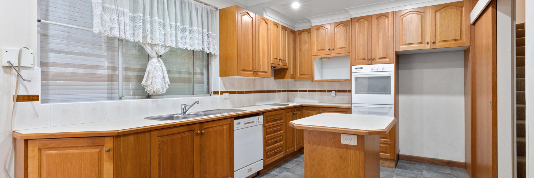 23 Woodward Avenue, CARINGBAH SOUTH, NSW 2229 AUS